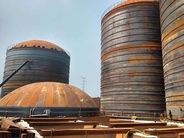 白碱滩焦粉钢板仓